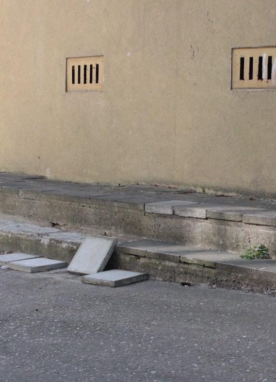 Cité Moderne<br/>2015, kleur video © Marjolein Guldentops
