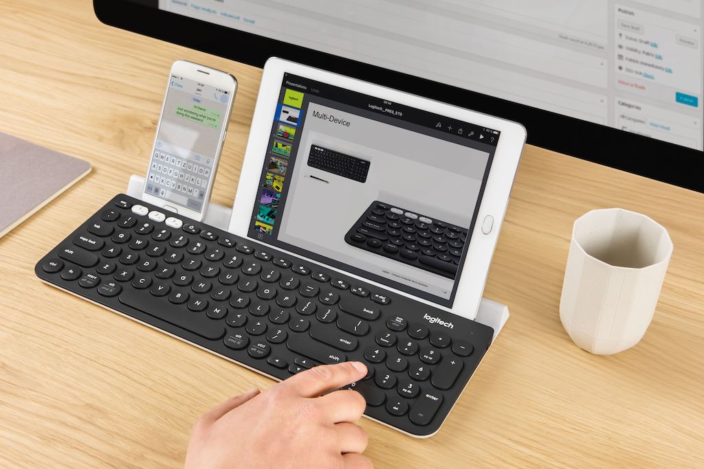 Teclado inalámbrico multi dispositivo Logitech® K780,