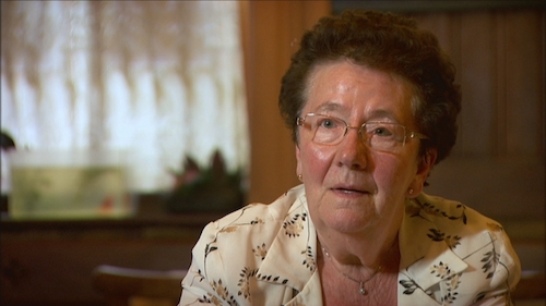 De werkende mens - Aflevering 2 : Vrouwen op de rand van ... - Stakingleidster Annie Verhoeyen nu - (c) VRT