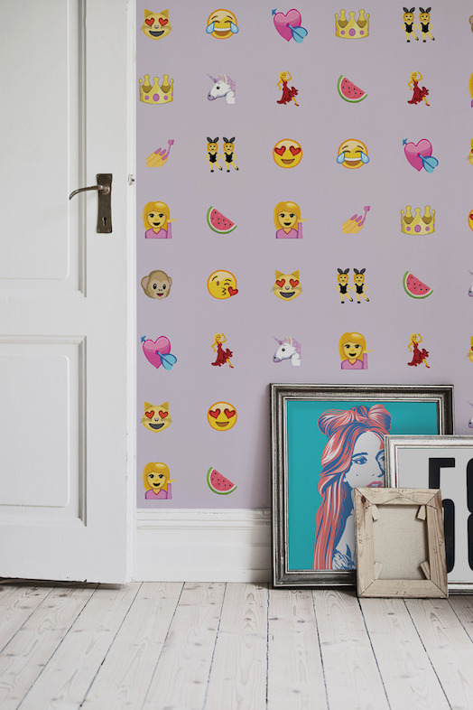 Girly Emoji Wallpaper