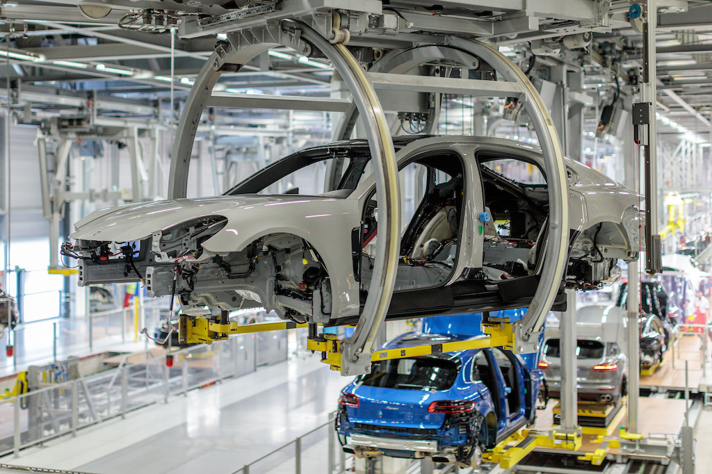 The Panamera runs through the Assembly Line
