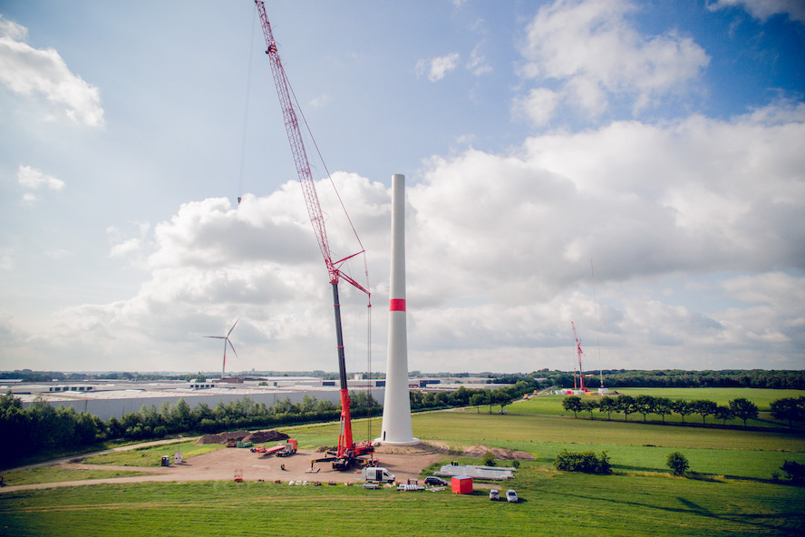 De werf van het hoogste windpark van het land in Meer stelt haar deuren open