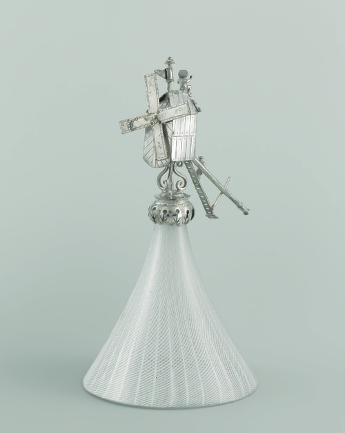 Windmolenbeker, Leuven, ca. 1530–1560 (17de-eeuws glas), Rijksmuseum Amsterdam © Rijksmuseum Amsterdam