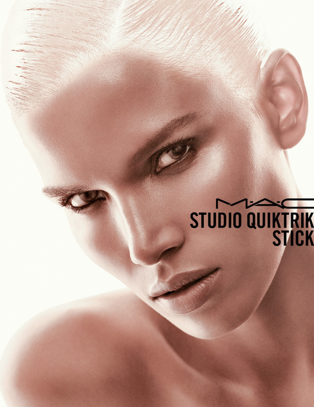 M.A.C Cosmetics - Studio Quicktrick stick