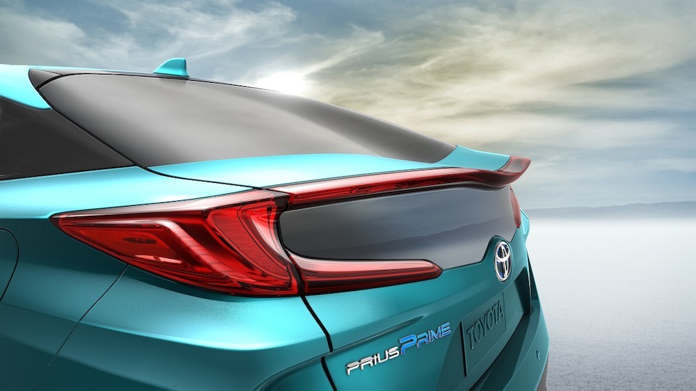 Toyota PRIUS plug-in 2017