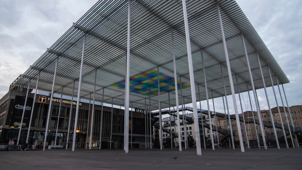 Born in Antwerp : 11 artistes renommés ont carte blanche sur les façades d’Anvers