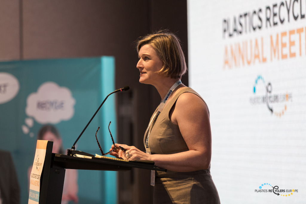 Clarissa Morawski, Roloop - Moderator
