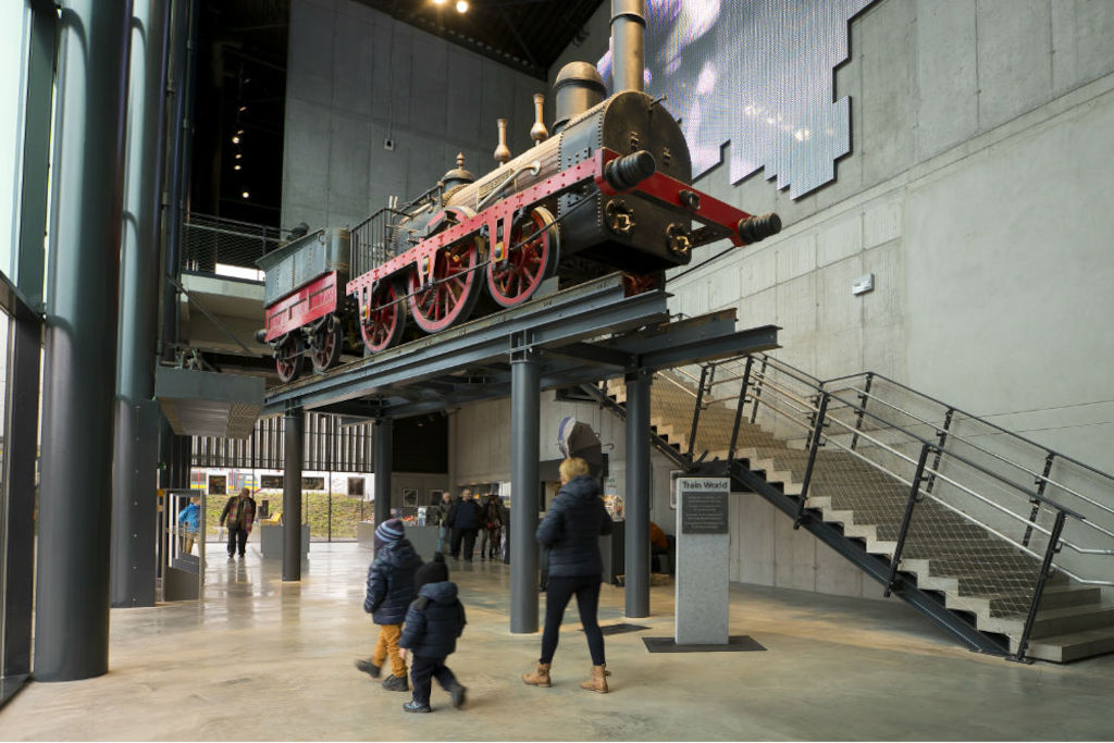 Trainworld - Schaerbeek (Sum Project)