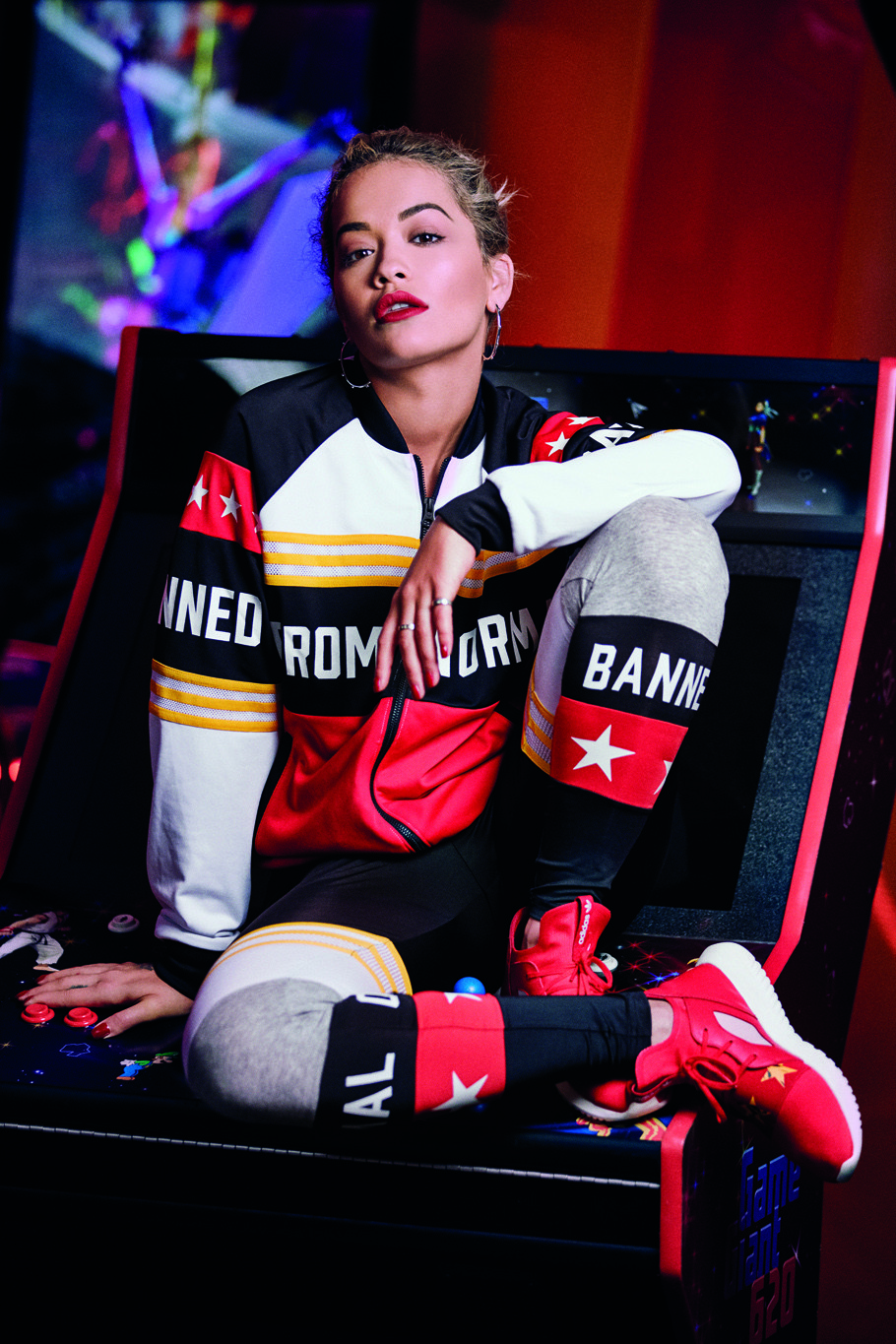 Desafía lo convencional con el nuevo pack de adidas Originals y Rita Ora