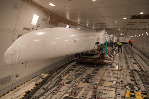 Emirates SkyCargo takes Emirates Team New Zealand’s boat to the skies