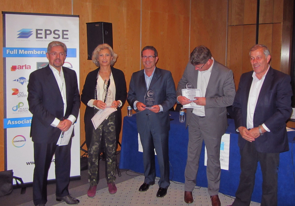 Design Category winning team. From the left: F. Midy (Jury President), C. Pinos (Estudio Carme Pinos), J.M. Riutort (GET), P. van den Bleek (SABIC),H. Goldman (EPSE President)
