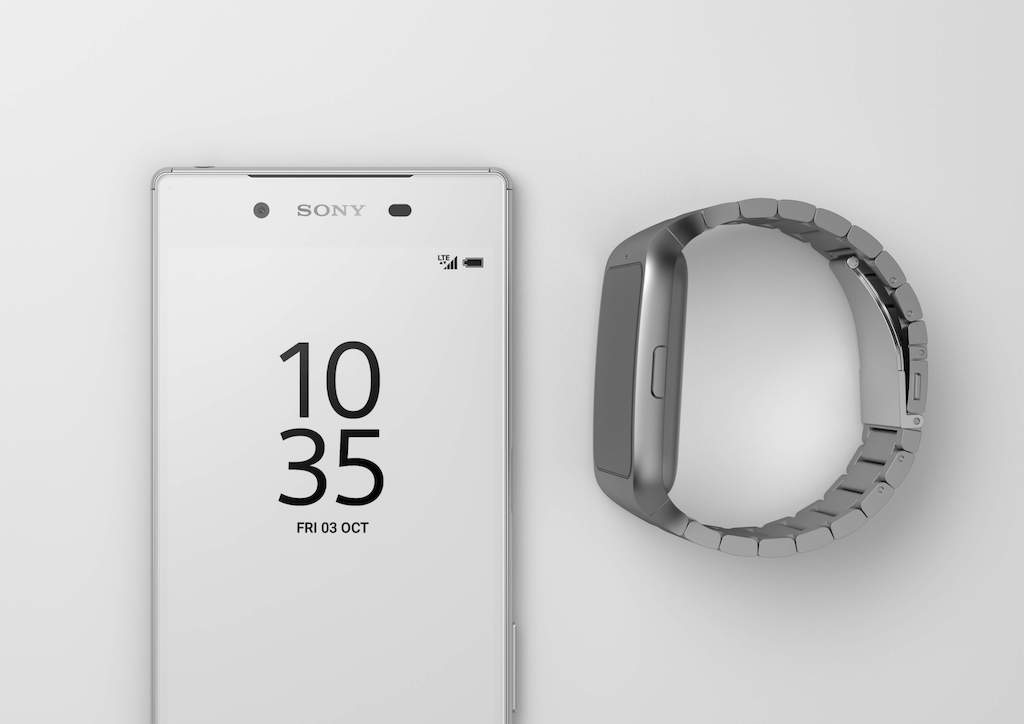 Z5 White on White & SmartWatch 3
