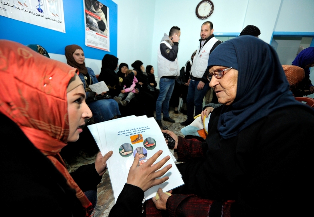 Chronic diseases start out in secret, with symptoms often taking years to emerge. By the time they come out into the open, they can be life-threatening – unless they are treated. Syrian refugees in Lebanon are particularly vulnerable to these ‘silent killers’, as many have no access to healthcare, and when they discover they have hypertension, diabetes or cardiovascular disease, it may already be too late. Others know they have chronic diseases, but cannot afford the treatment. Photographer: Abbass Salman/MSF