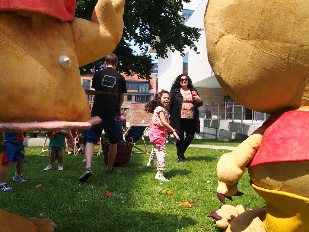 Tanden uitgooien bij de tandenfee | Start zomerprogramma in de Museumspelstraat (c) Andy Merregaert