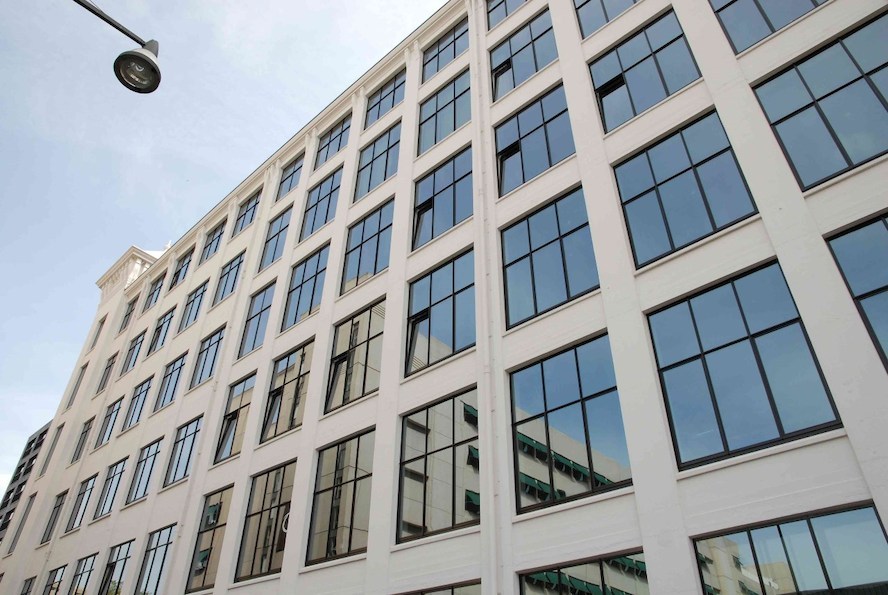 SL 38: nieuw ultraslank aluminium systeem voor ramen en deuren