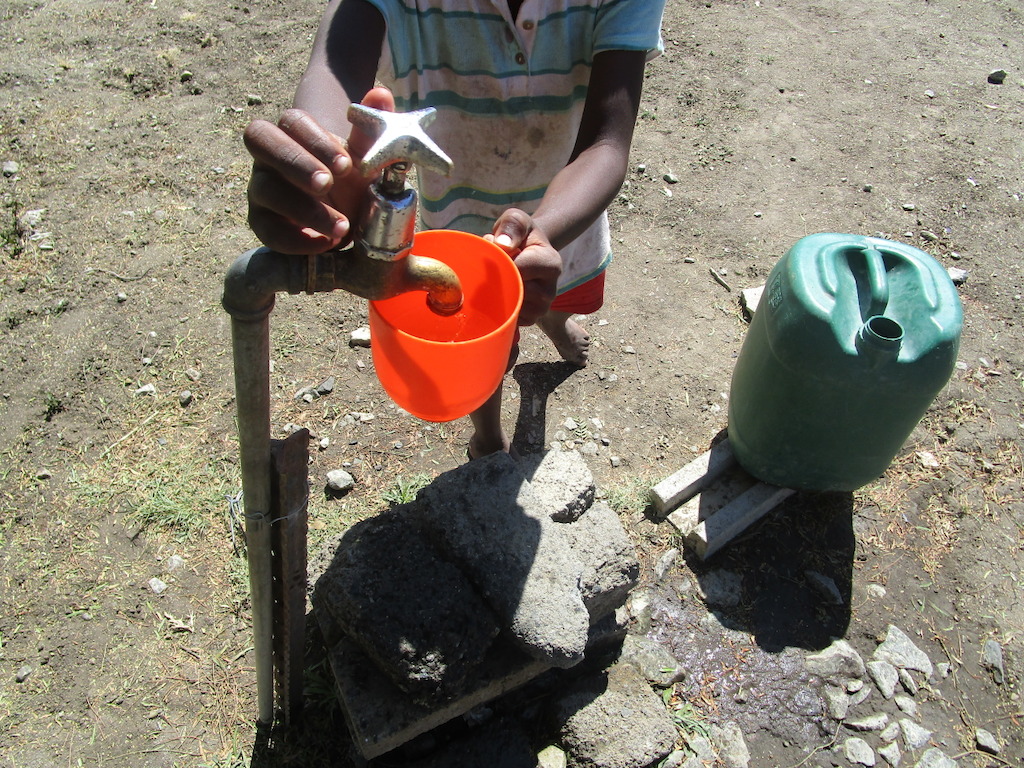 36. This tap runs so slowly that the boy takes a long time to fill up his bottle with water. When even basic services are lacking or faulty, issues such as sexual violence can be overlooked. Photographer: Mitchelle Motswari