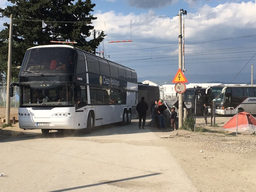 Idomeni camp eviction. Photograpaher: Amir Karimi