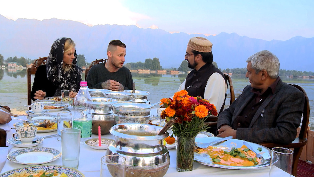 Vranckx - Alles op tafel: Kashmir - Marina van Zeller en Michael Voltaggio - (c) The Travel Channel