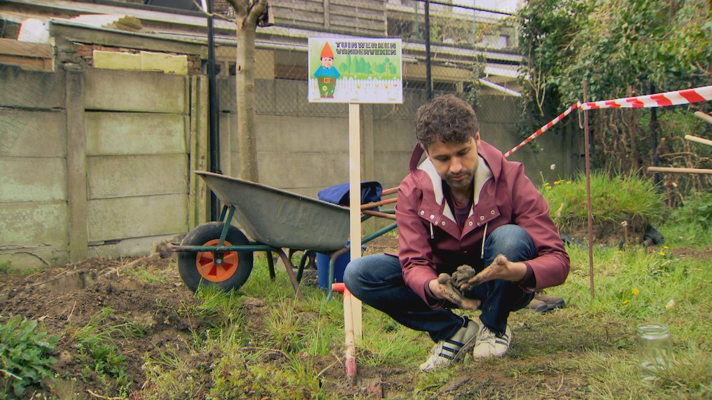Jan en Thomas leggen een tuin aan voor geen geld<br/>Voor hetzelfde geld (c) VRT