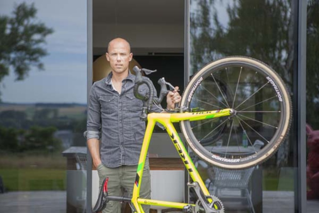 Sven Nys in Het huis (c) VRT / Polle Van Rooy