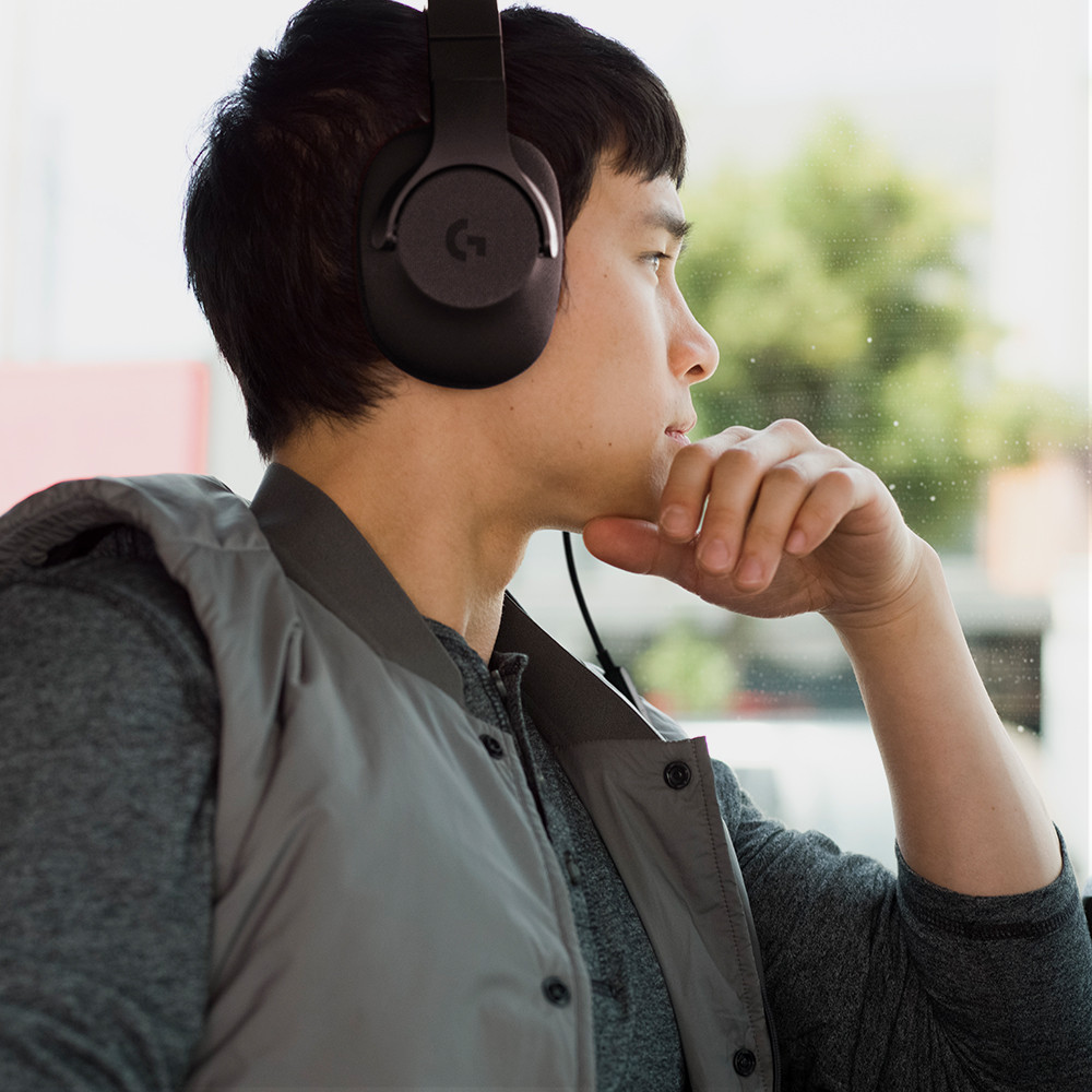 Audífonos Logitech® G433 y G233, la unión perfecta entre gaming y moda