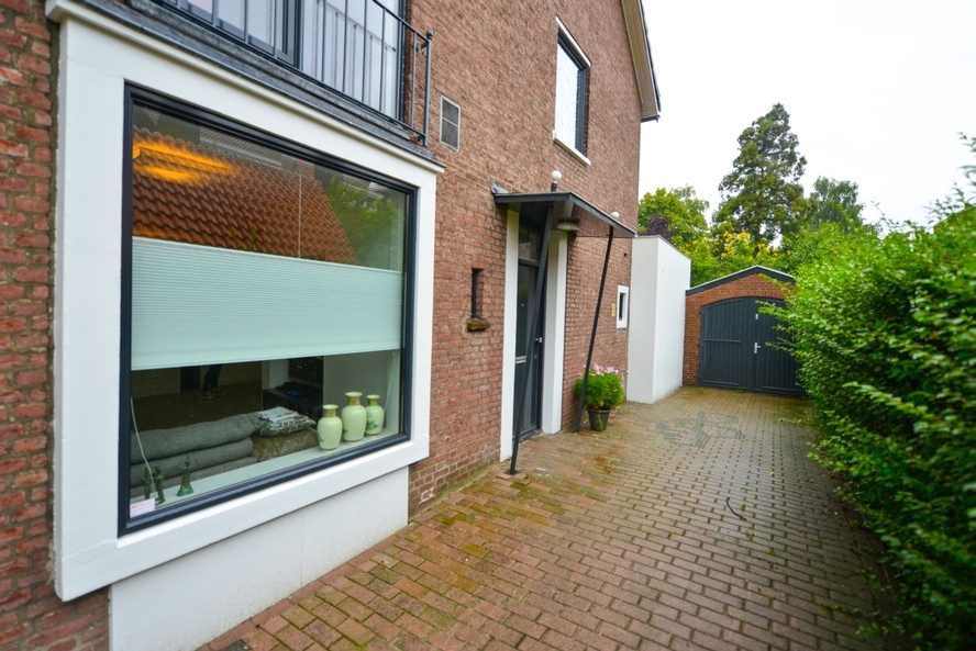Renovatie jaren 50 woning met aluminium