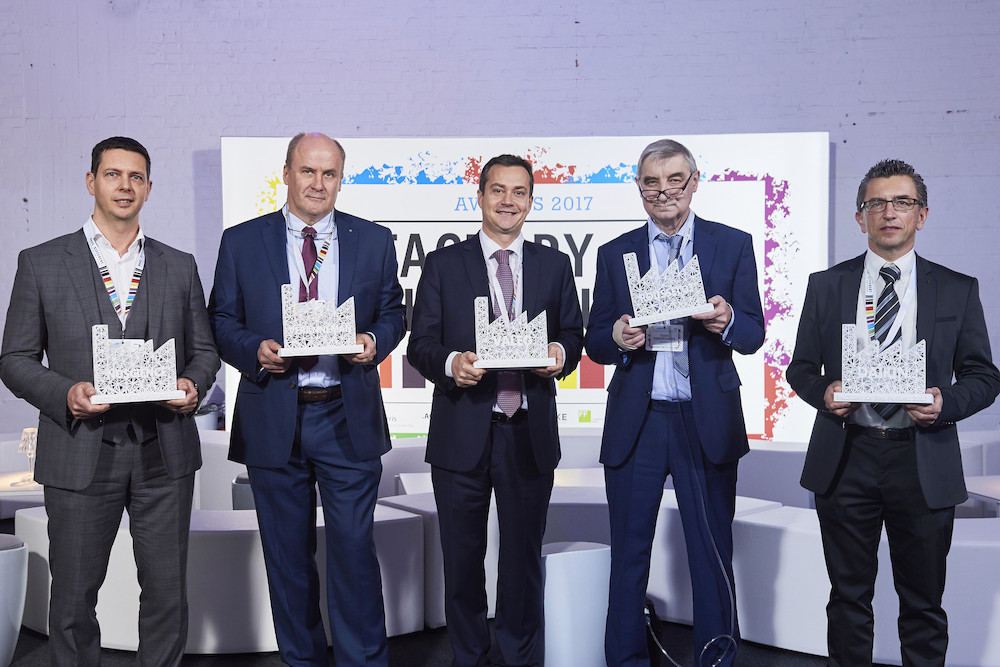 Cinq nouvelles usines du futur dans notre pays