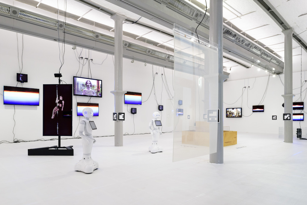 Cécile B. Evans, Sprung A Leak, 2017 <br/>Photo ©Tate Liverpool, Roger Sinek <br/>Courtesy of Galerie Emanuel Layr, Vienna/Rome