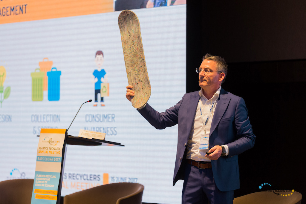 Ton Emans, PRE president with a skateboard (made from plastics shopping bags) designed by Jason Knight