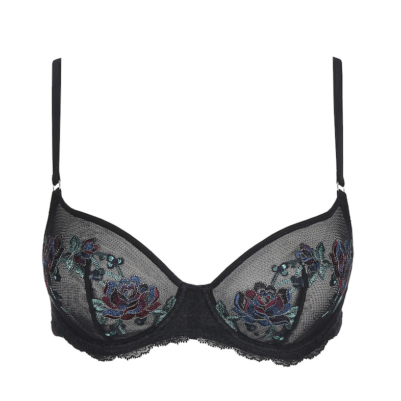 Dahlia in Black
