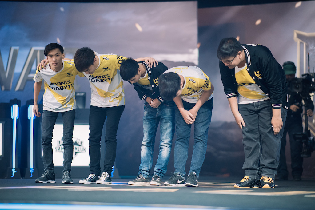 GIGABYTE Marines