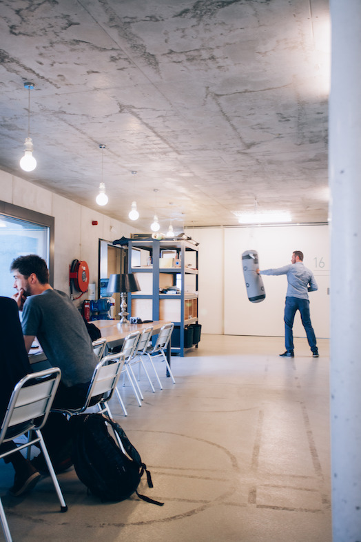 Inspanning en ontspanning in coworkingspace De Winkelhaak in Antwerpen