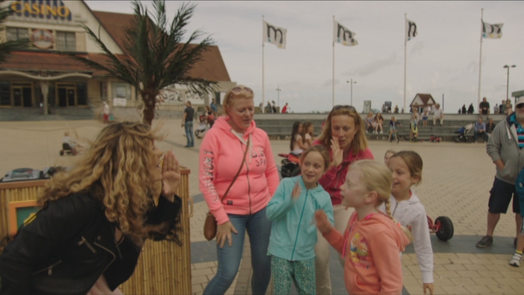 De grootste zomerhit - 1000 zonnen<br/>(c) VRT