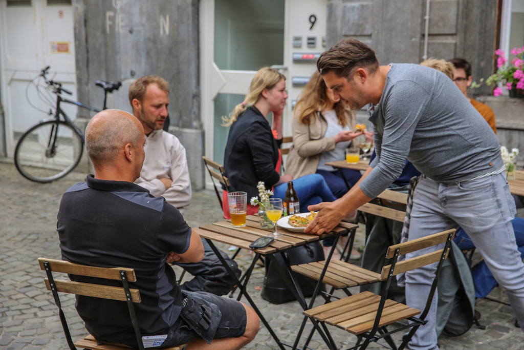 Dagelijkse zomerkost (c) VRT/ Hotel Hungaria