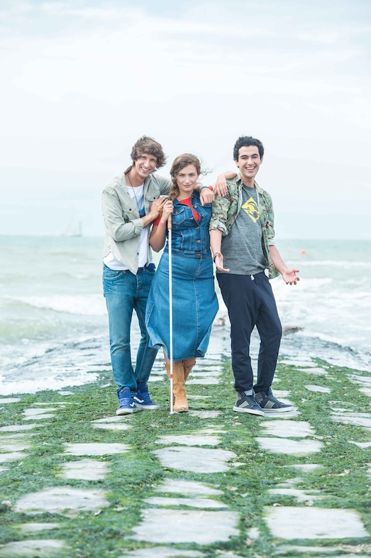 De regel van 3S - Dries (Samuël Anastasi), Roos (Dorien De Clippel) en Hassan (Yassine Quaich) - (c) VRT