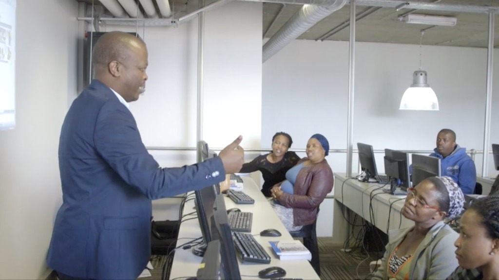 4 x 7 - Een toekomst in de townships - (c) De Chinezen