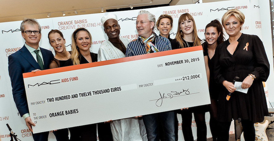 M.A.C Cosmetics doneert €212.000,- aan Orange Babies!