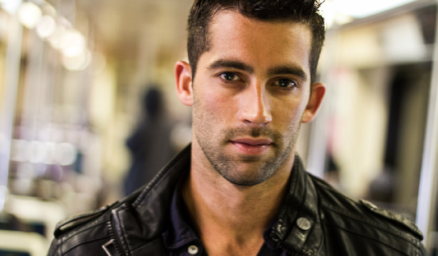 Peter Hodge Appears On Actors Entertainment Talk Show