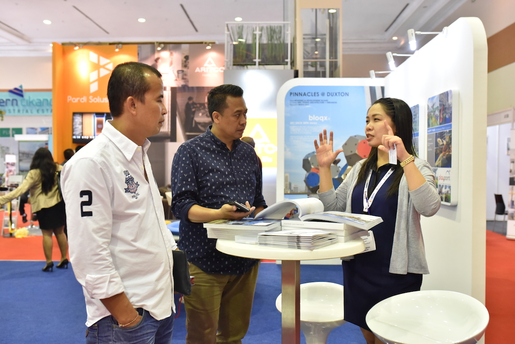 Visitors and exhibitors at KI and The Big 5 Construct Indonesia 2016