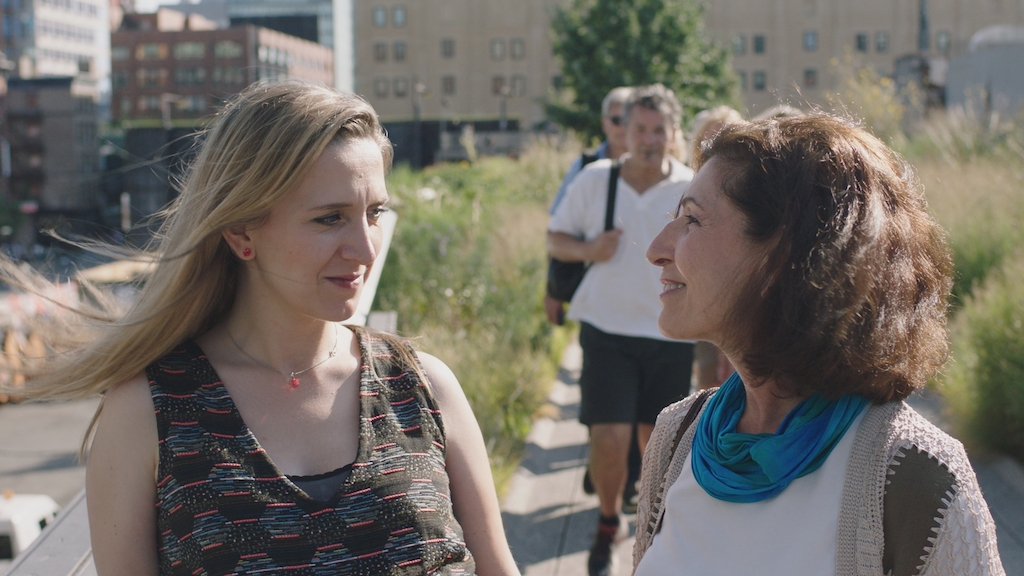 Alicja Gescinska en Anisa Mehdi - (c) Kris Van de Voorde
