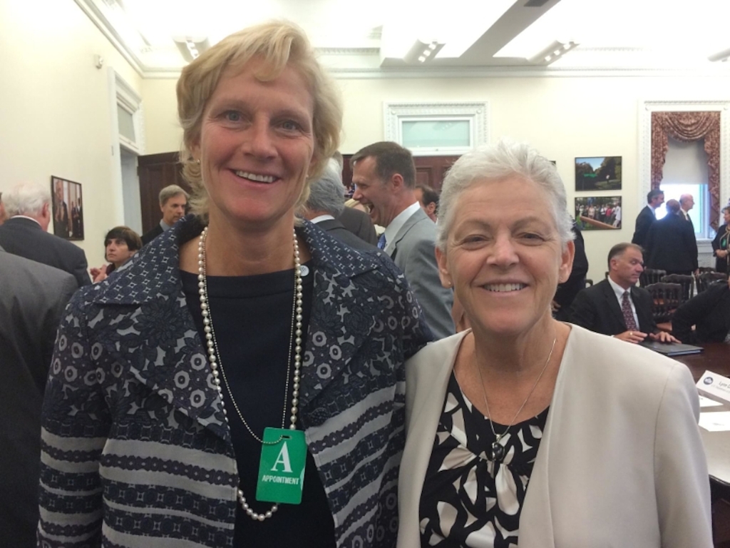 Left, Laura Wand, vice president, global chiller solutions at Johnson Controls Building Efficiency business, right, Gina McCarthy, U.S. Environmental Protection Agency administrator