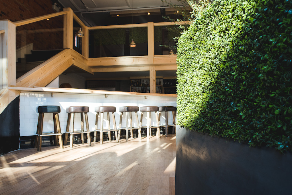 'ONO Raw Bar | Kalu Interiors<br/>Julie Row Photography