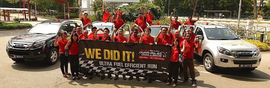 Isuzu D-Max établit un nouveau record de sobriété en se rendant de Bangkok à Singapour sur un seul plein.
