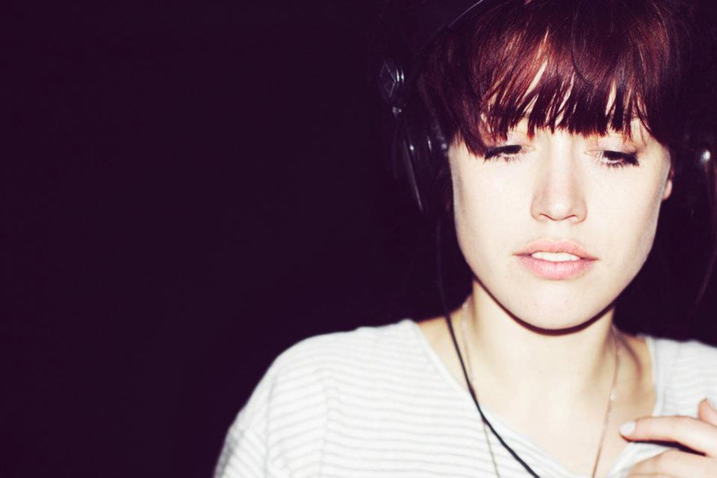 11.06 MUSIC Zora Jones (AT)