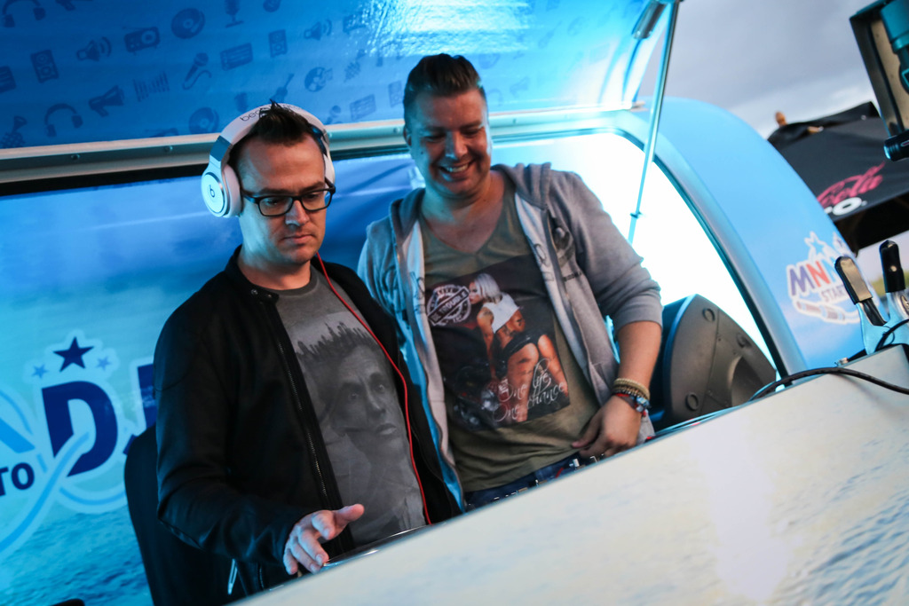 Nick Nuyens en dj Wout (c) VRT/MNM