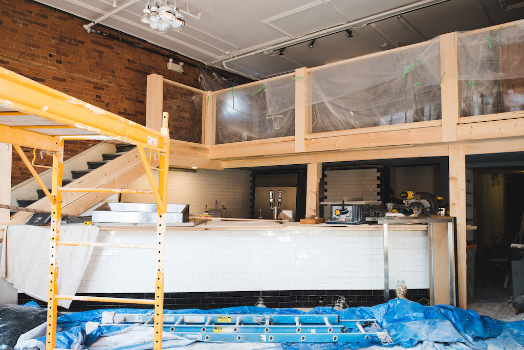 'ONO Raw Bar under construction<br/>Kalu Interiors<br/>Julie Row Photography