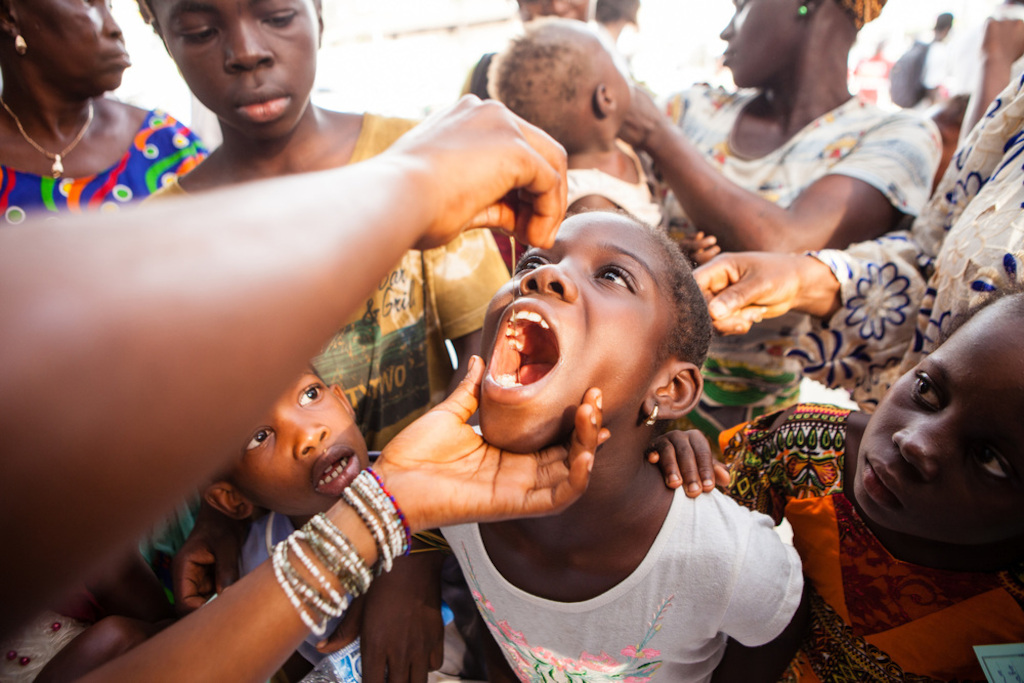 Children are vaccinated during the first day of a Measles vaccination programme in Conakry, the capital of Guinea. Photographer: Markel Redondo