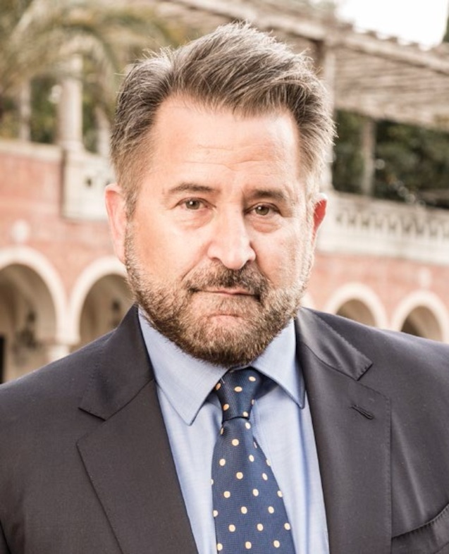 Riviera - Anthony LaPaglia<br/>(c) Sky UK Limited