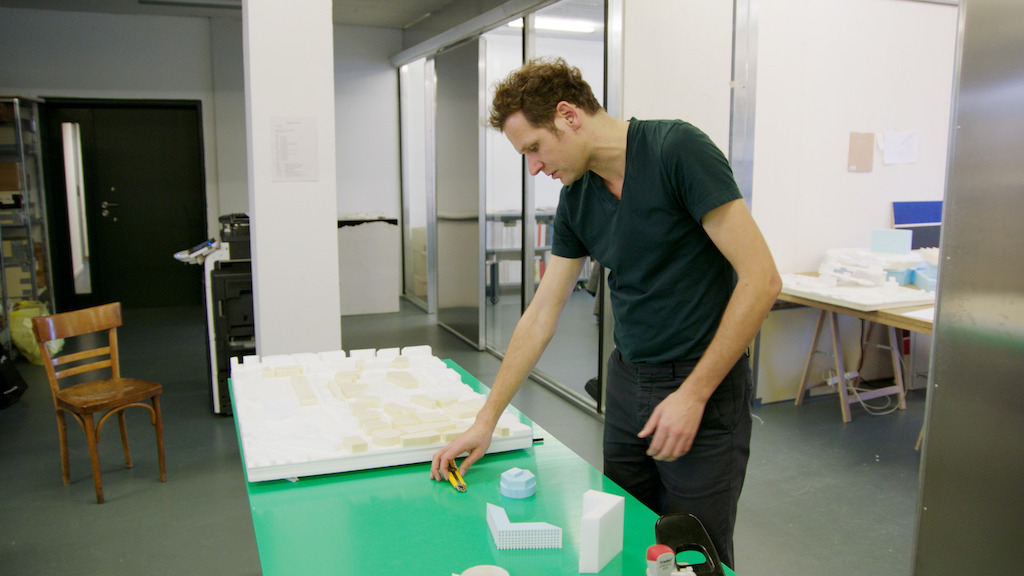 Office KGDVS: Kersten Geers - (c) VRT