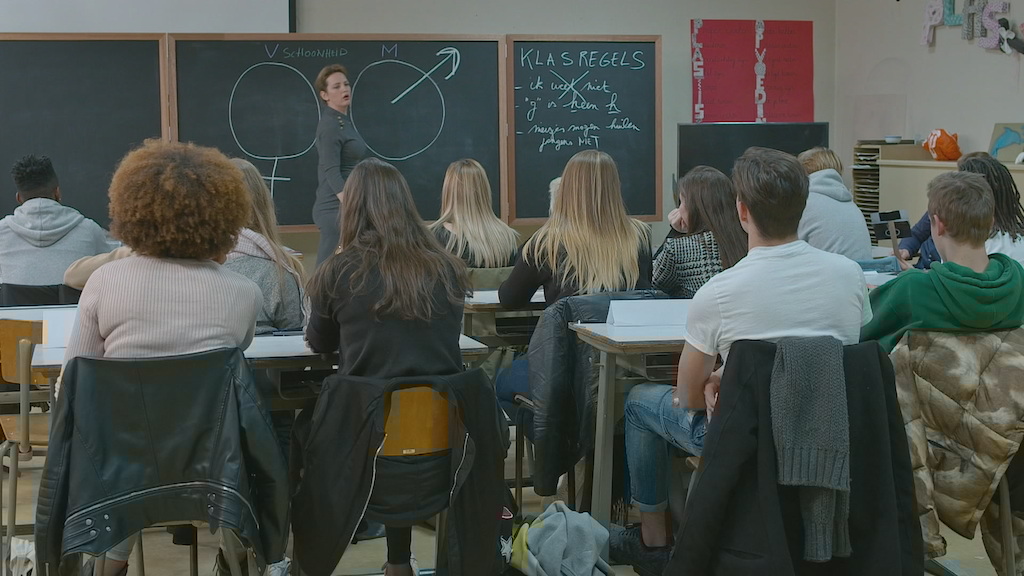 Maaike Cafmeyer in De klas (c) VRT